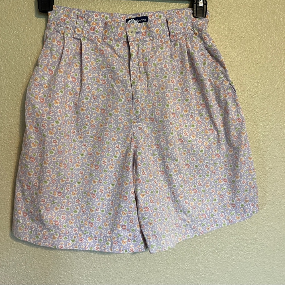 Liz Claiborne Women’s Size 8 Lilac w/Multicolored Pastels Floral Print Shorts